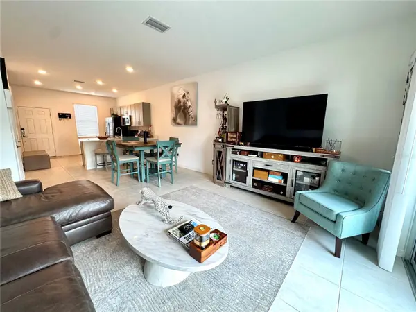 8952 DAYBREAK ST, Sarasota, FL 34241