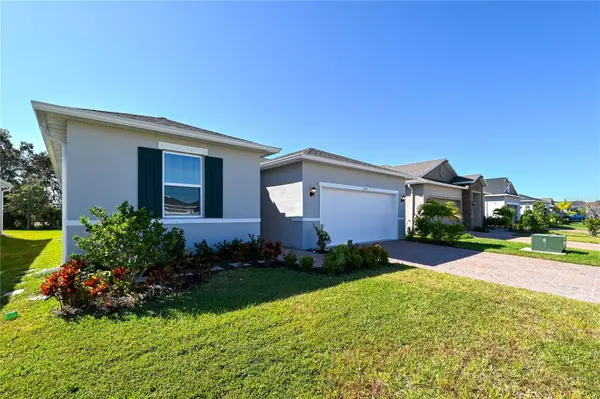 3551 74TH AVENUE CIR E, Sarasota, FL 34243