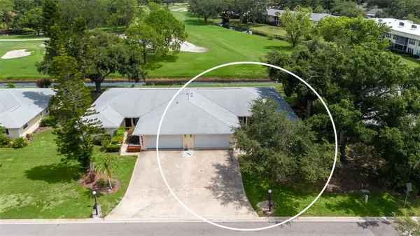 5621 PALM AIRE DR, Sarasota, FL 34243