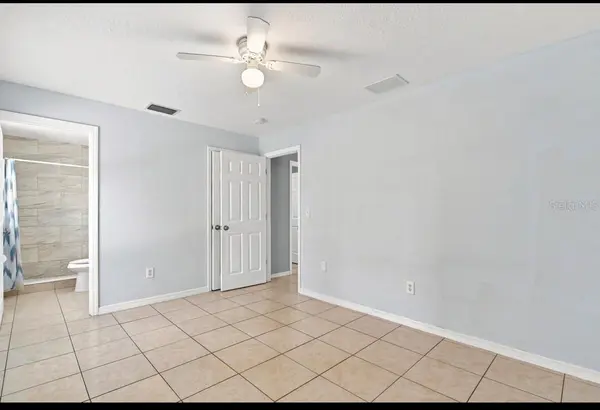 5717 E 11TH ST E, Bradenton, FL 34203