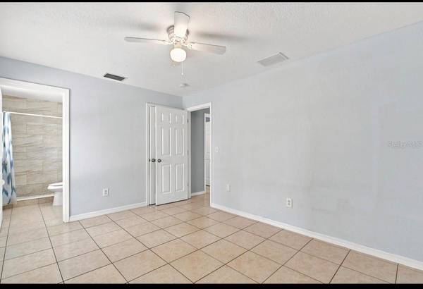 5717 E 11TH ST E, Bradenton, FL 34203