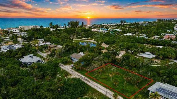 561 GULF BAY RD, Longboat Key, FL 34228