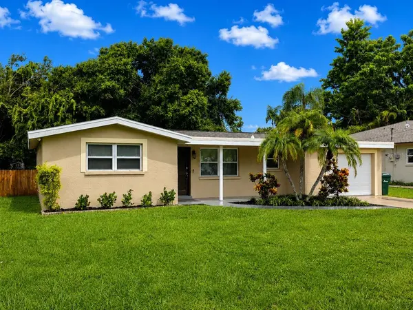 4200 WINTHROP ST, Sarasota, FL 34232