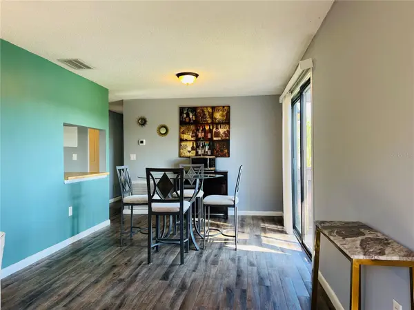 5026 WATER OAK DR #208, Bradenton, FL 34207
