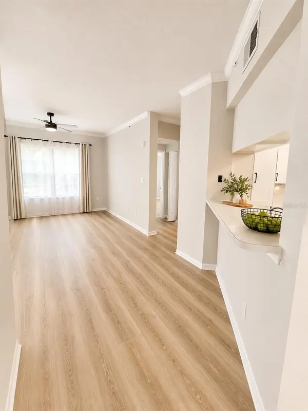 4763 TRAVINI CIR #3-202, Sarasota, FL 34235