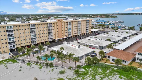 1205 TARPON CENTER DR #E2, Venice, FL 34285