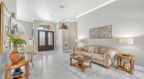 6682 SAINT JAMES XING, University Park, FL 34201