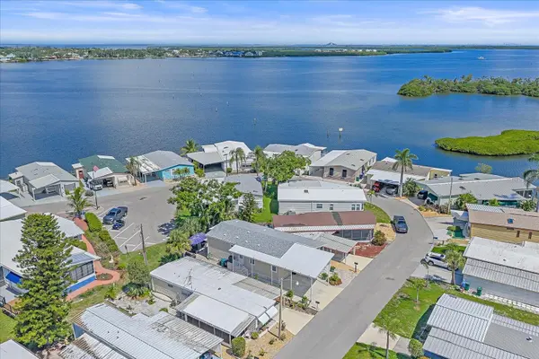203 BIMINI DR, Palmetto, FL 34221