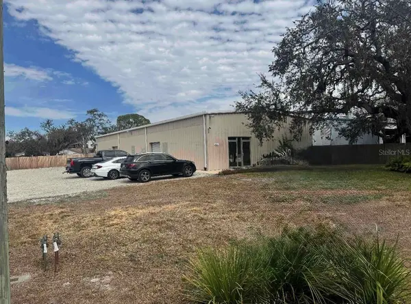 5401 PALMER BLVD, Sarasota, FL 34232