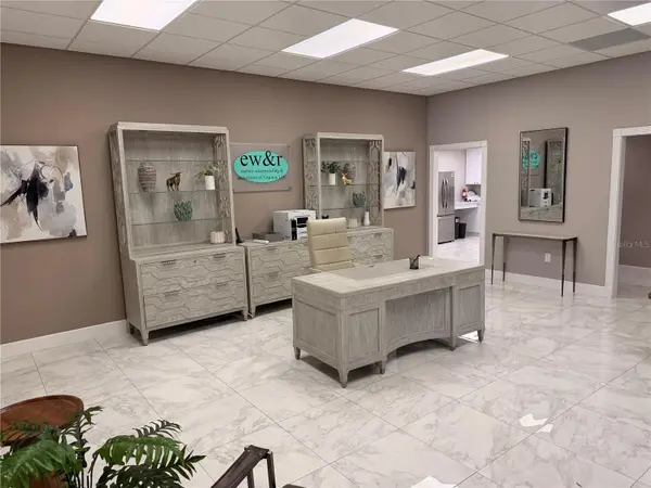 5401 PALMER BLVD, Sarasota, FL 34232