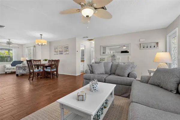 4215 PANDORA RD, Venice, FL 34293