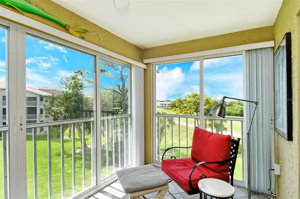 9610 CLUB SOUTH CIR #4302, Sarasota, FL 34238