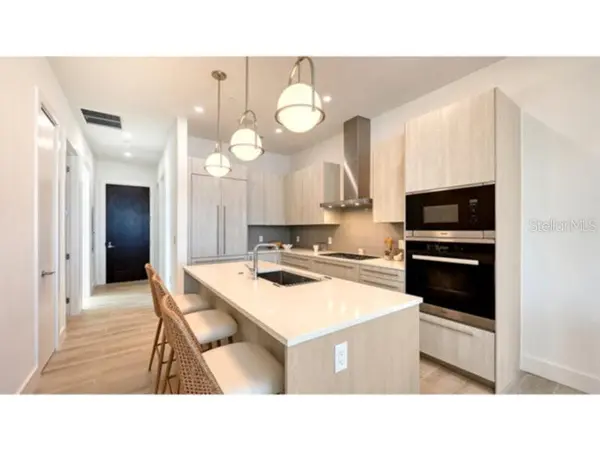 33 S PALM AVE #904, Sarasota, FL 34236