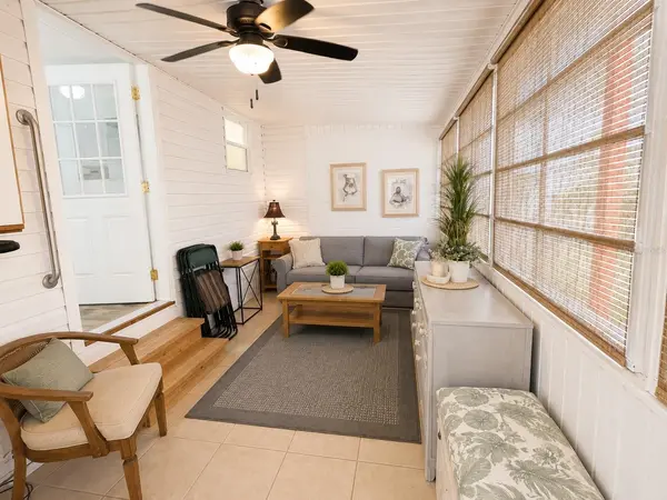 1613 MICHIGAN AVE, Bradenton, FL 34207