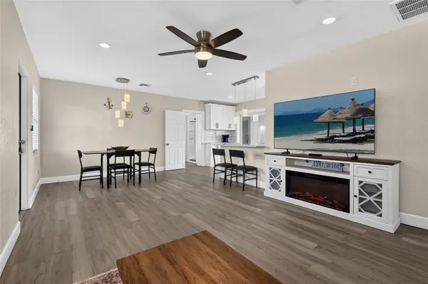 2003 PRINCETON AVE, Bradenton, FL 34207
