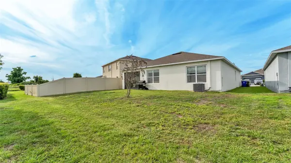 5853 ARLINGTON RIVER DR, Lakeland, FL 33811