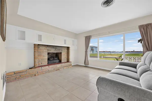 1447 LEMON BAY DR, Englewood, FL 34223