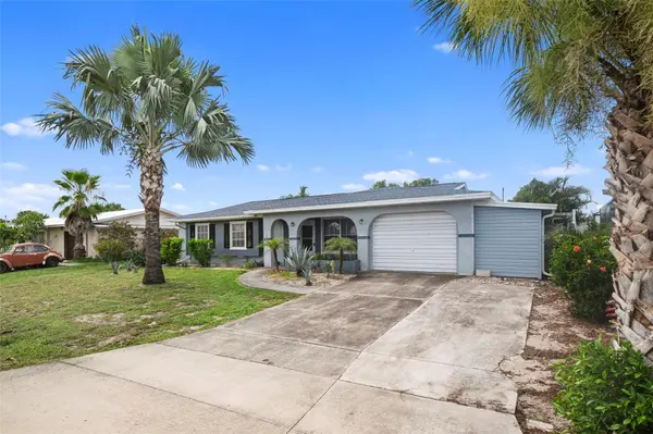 115 BEDFORD DR NE, Port Charlotte, FL 33952