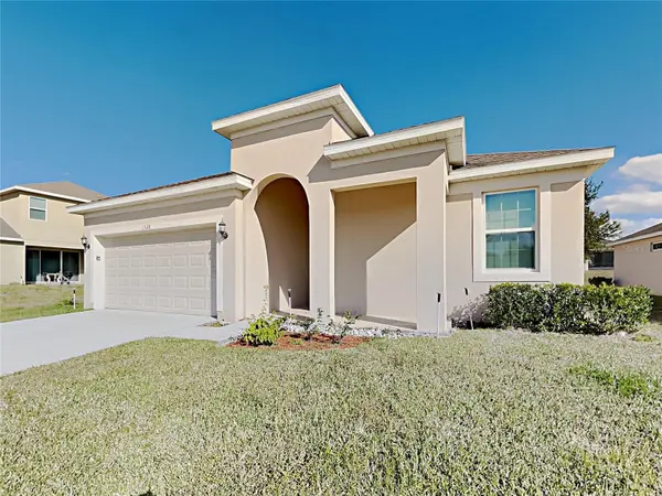 1328 ARONIMINIK DR, Mount Dora, FL 32757