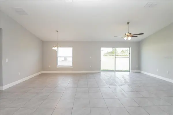 286 BECKENHAM DR, Kissimmee, FL 34758