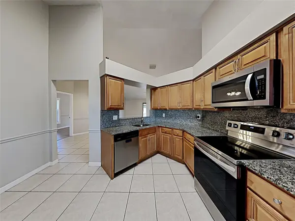 11701 LYNMOOR DR, Riverview, FL 33579