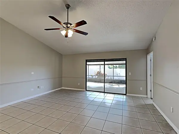 11701 LYNMOOR DR, Riverview, FL 33579