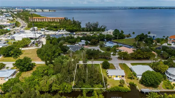 430 KLISPIE DR, Punta Gorda, FL 33950