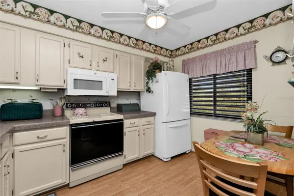 5221 LAKE VILLAGE DR #24, Sarasota, FL 34235