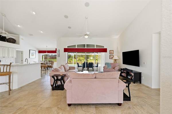 816 BOUNDARY BLVD, Rotonda West, FL 33947