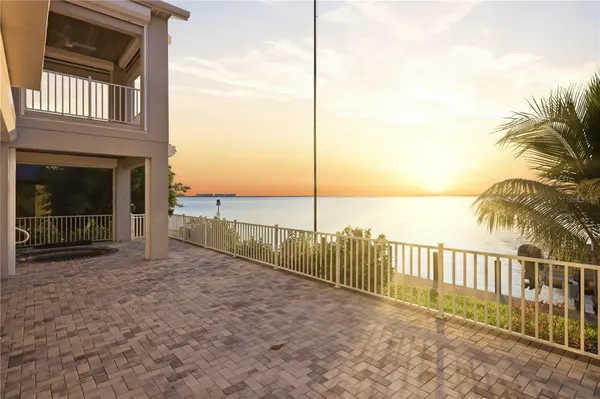 2139 PALM TREE DR, Punta Gorda, FL 33950