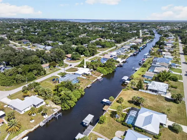 3349 ROCK CREEK DR, Port Charlotte, FL 33948