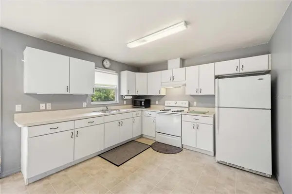 105 BISCAYNE DR, Port Charlotte, FL 33953