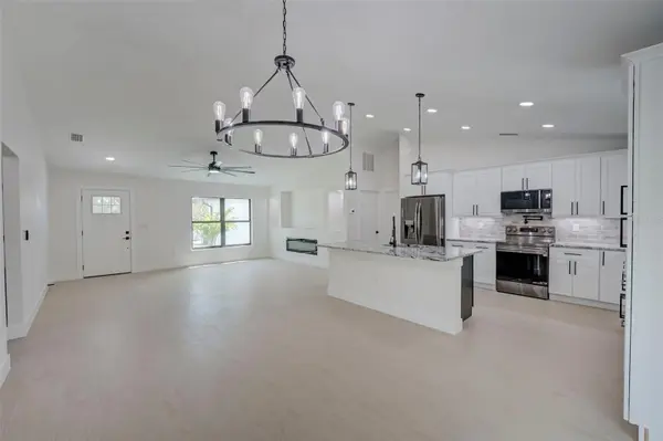 7042 GROVE BLVD, Punta Gorda, FL 33982