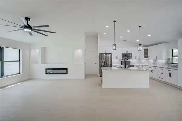 7042 GROVE BLVD, Punta Gorda, FL 33982