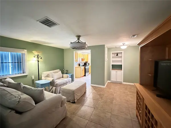 1230 WOODLAWN AVE, Punta Gorda, FL 33950