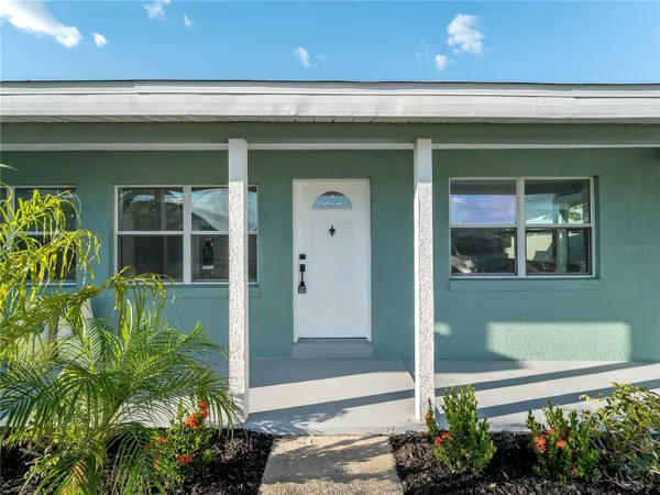 581 LINDLEY TER, Port Charlotte, FL 33952