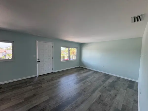 1258 BARBARA DR #202, Venice, FL 34285