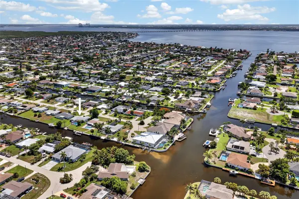 3114 SE 18TH AVE, Cape Coral, FL 33904