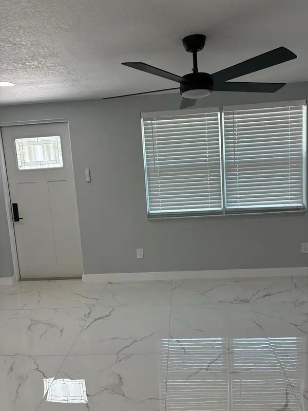 8290 OSPREY RD, Englewood, FL 34224