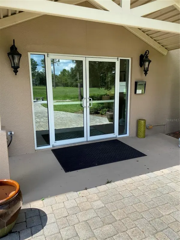 8176 SOUTHERN PINES DR #8176, Brooksville, FL 34601
