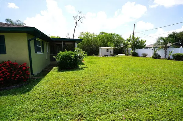 515 MERIDAN AVE NW, Port Charlotte, FL 33952