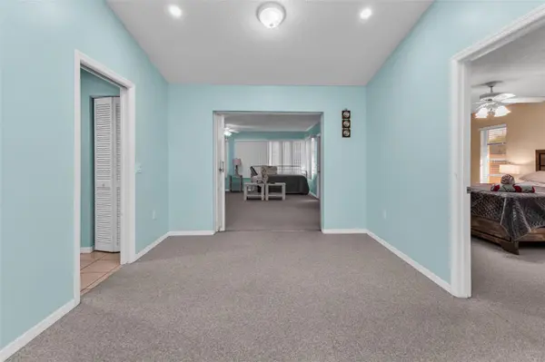285 MARK TWAIN LN, Rotonda West, FL 33947