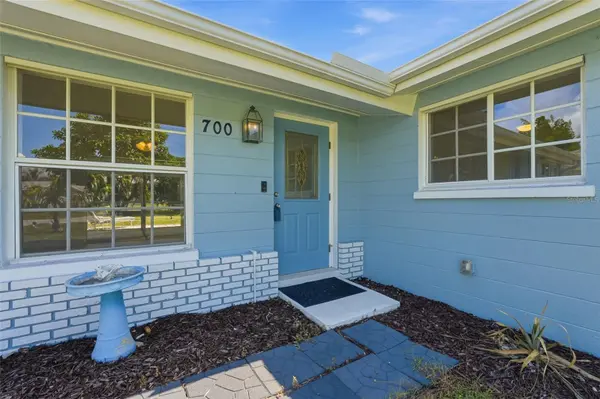700 DOLPHIN Pkwy, Punta Gorda, FL 33950