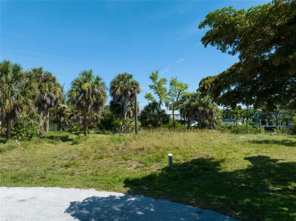 19188 NEW HAVEN CT, Port Charlotte, FL 33948