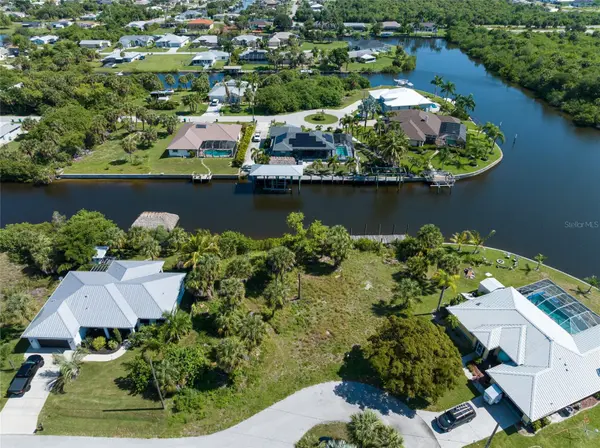 19188 NEW HAVEN CT, Port Charlotte, FL 33948