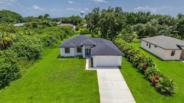 2713 8TH ST W, Lehigh Acres, FL 33971