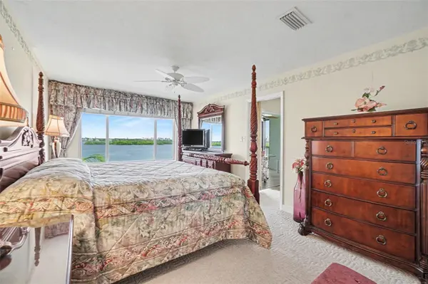 9011 MIDNIGHT PASS RD #329, Sarasota, FL 34242