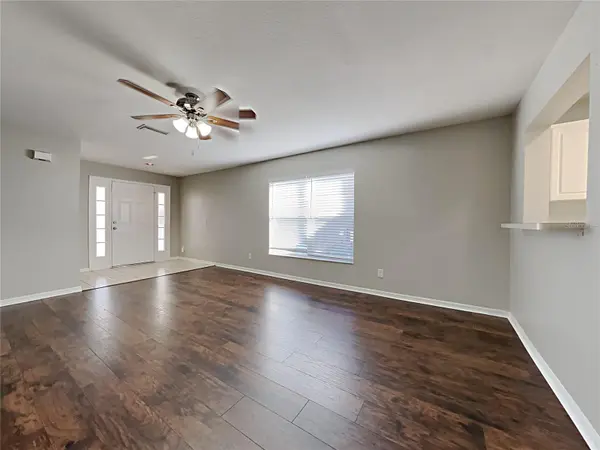 404 SUMMER SAILS DR, Valrico, FL 33594