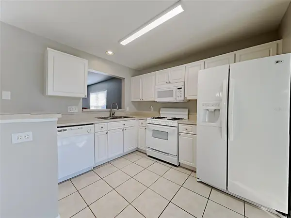 404 SUMMER SAILS DR, Valrico, FL 33594