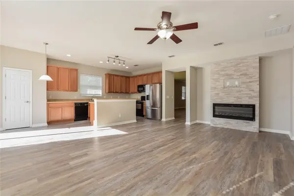 5061 GANDROSS LN, Mount Dora, FL 32757